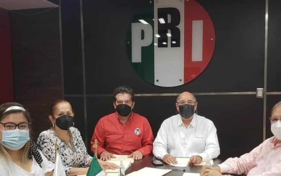 PRI recibe predictamenes de precandidaturas a presidencias municipales de Tabasco