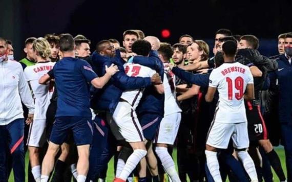 Vídeo: Incidentes y racismo en el Inglaterra - Croacia de la Eurocopa Sub 21
