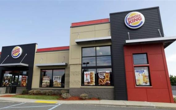 Dispara a empleados por hacerla esperar: Burger King