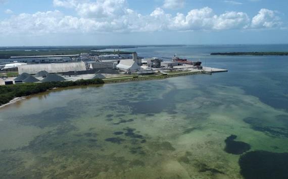 Florida con miedo por inminente fuga de desechos químicos