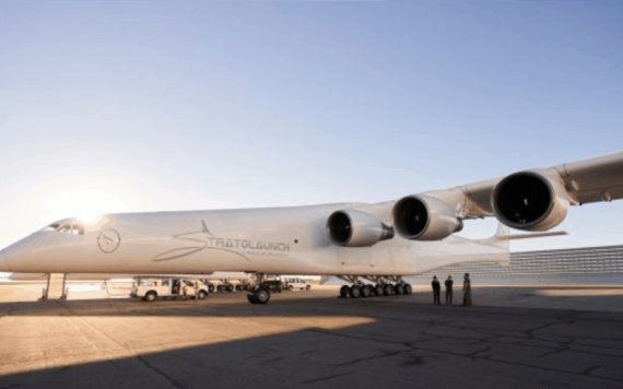 Realiza su segundo vuelo de prueba "Roc" el avión mas grande del mundo