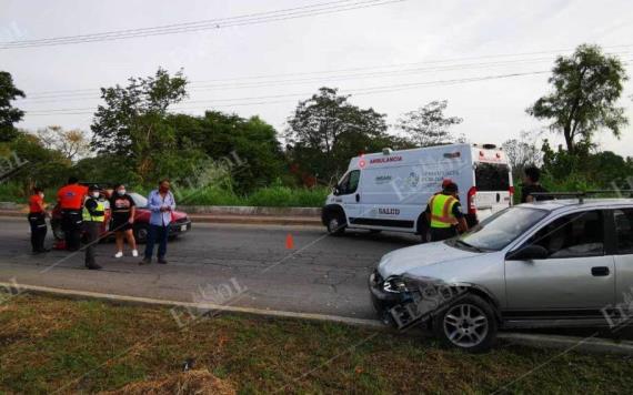 Aparatoso accidente sobre el Periférico de Villahermosa