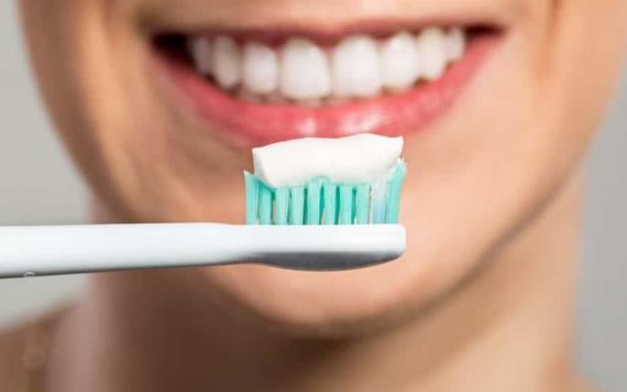 ¿Cepillarse los dientes podría prevenir el contagio por Covid-19?