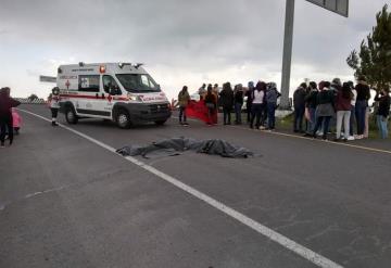 Mueren dos normalistas en Puebla durante protesta