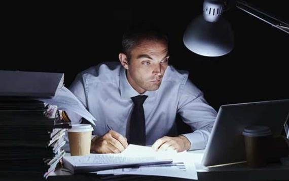 Trabajar largas horas a la semana es un grave peligro para la salud: Advierte OMS