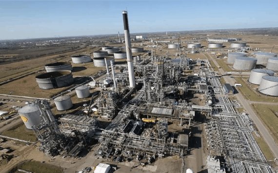 Comprará Pemex refinería a Shell, se ubica en Houston, Texas
