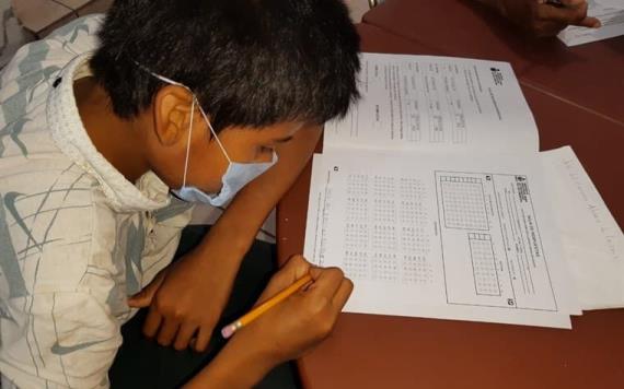 Aprovechan niños y adolescentes la Jornada Nacional de Aplicación de Exámenes