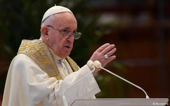 Papa Francisco establece que abusos a menores son delitos contra la dignidad humana