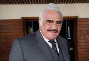 Hospitalizan a Vicente Fernández de emergencia