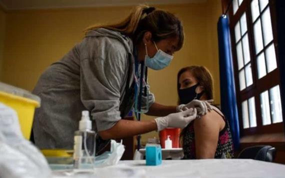 Chile es el país que mejor gestiona la pandemia en Latinoamérica, según sondeo