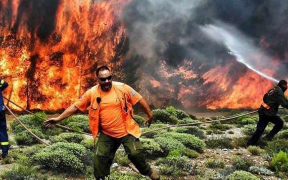Decena de evacuados en Grecia por incendios