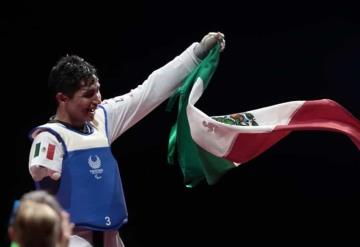 Mexicano logra presea en su debut