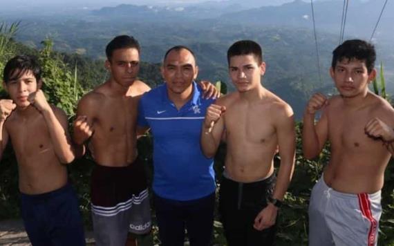 Selección estatal de boxeadores amateurs entrenan para pelear por una medalla en los Juegos Nacionales Populares 2021