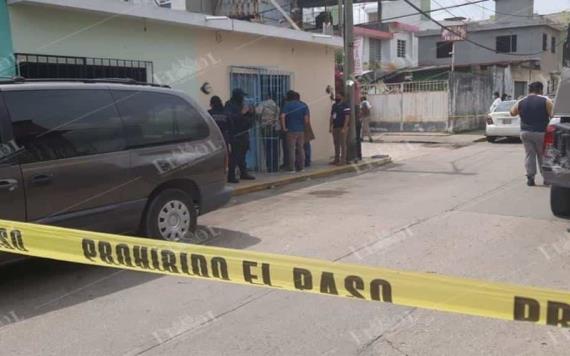 Mujer se quita la vida en la Col. Espejo 1