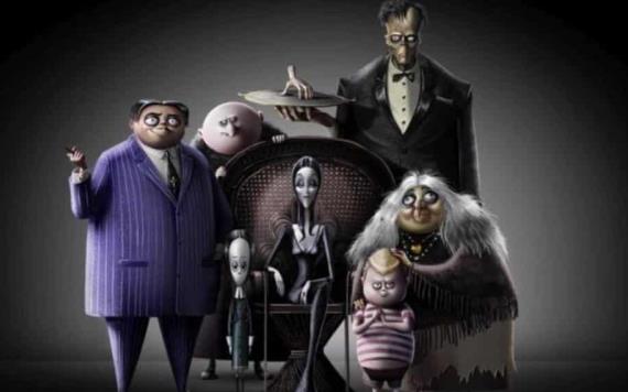 La Familia Addams vuelven a la pantalla grande; Susana Zabaleta dará voz a Morticia