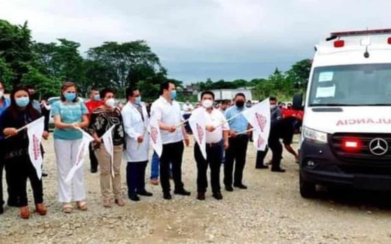 Entrega insabi ambulancia para traslados a Macuspana