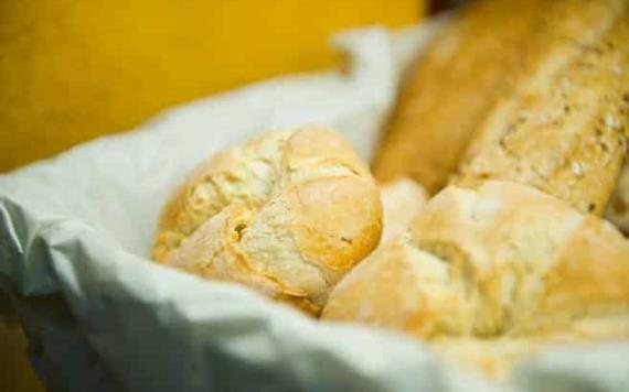Inspectores arrebatan pan a vendedor invidente en Veracruz