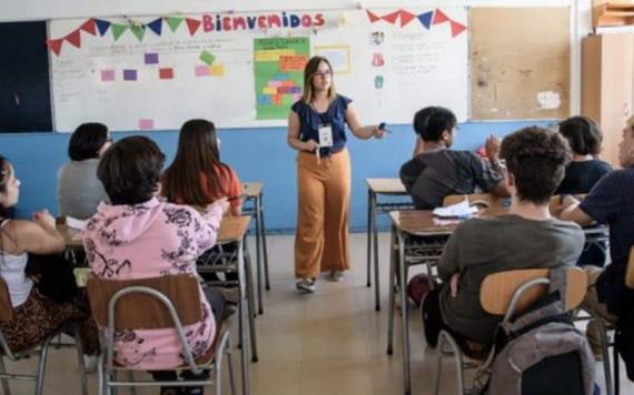 ¿Los profesores en México deben cumplir con requisitos morales?
