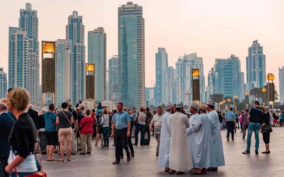 Emiratos Árabes Unidos, primer país del mundo en tener una semana laboral de 4 días