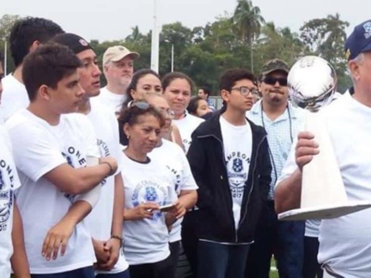El futbol americano tabasqueño está de luto, falleció el reconocido coach de Juchimanes Rafael Corona El futbol americano tabasqueño está de luto, falleció el reconocido coach de Juchimanes Rafael Corona