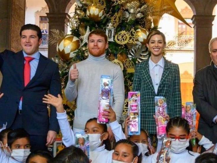 Canelo Álvarez dona más de 5 mil juguetes a niños del DIF de Nuevo León Canelo Álvarez dona más de 5 mil juguetes a niños del DIF de Nuevo León