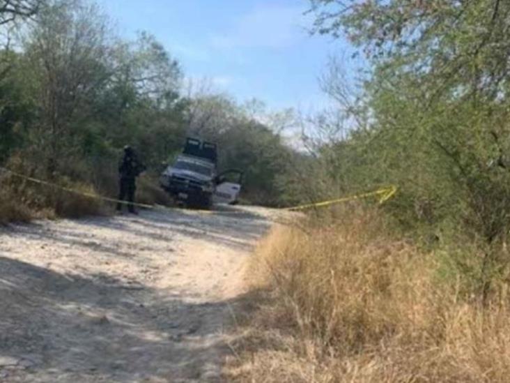 Reconocen 4 de los 8 cuerpos hallados en fosas clandestinas Reconocen 4 de los 8 cuerpos hallados en fosas clandestinas