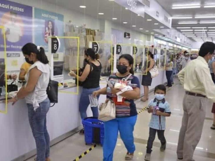 Tabasqueños acuden en busca de los regalos navideños Tabasqueños acuden en busca de los regalos navideños