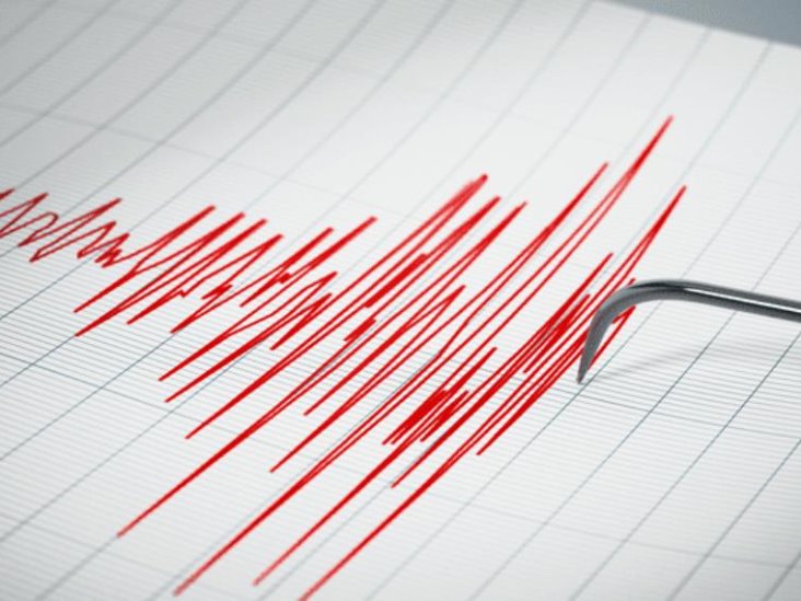 Terremoto de 7.3 sacude costas de Indonesia Terremoto de 7.3 sacude costas de Indonesia