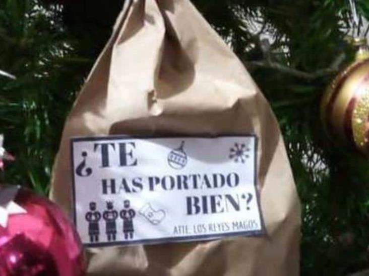 Ponen a la venta carbón de dulce para niños que se portaron mal Ponen a la venta carbón de dulce para niños que se portaron mal
