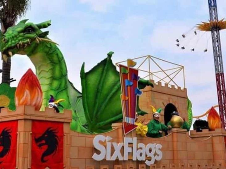 Tras polémica, Six Flags elimina política que prohibía a visitantes ser demasiado afectuosos Tras polémica, Six Flags elimina política que prohibía a visitantes ser demasiado afectuosos