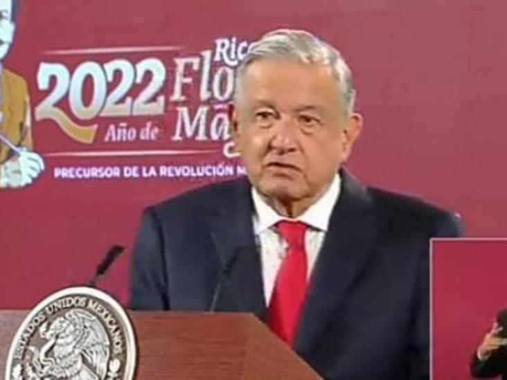 Aeropuertos y refinería Dos Bocas quedarán concluidas este año: AMLO Aeropuertos y refinería Dos Bocas quedarán concluidas este año: AMLO