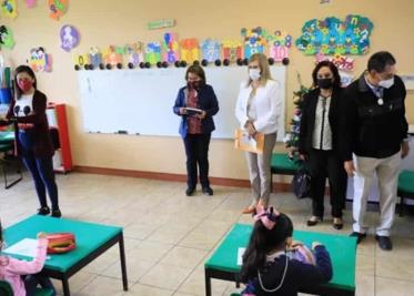 Realiza ayuntamiento limpieza integral en el muelle de Tepetitán