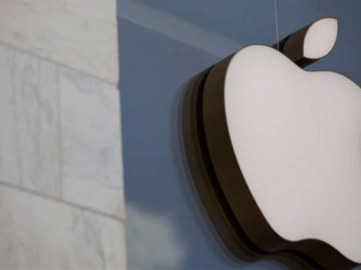Apple supera brevemente la capitalización de 3 billones de dólares Apple supera brevemente la capitalización de 3 billones de dólares