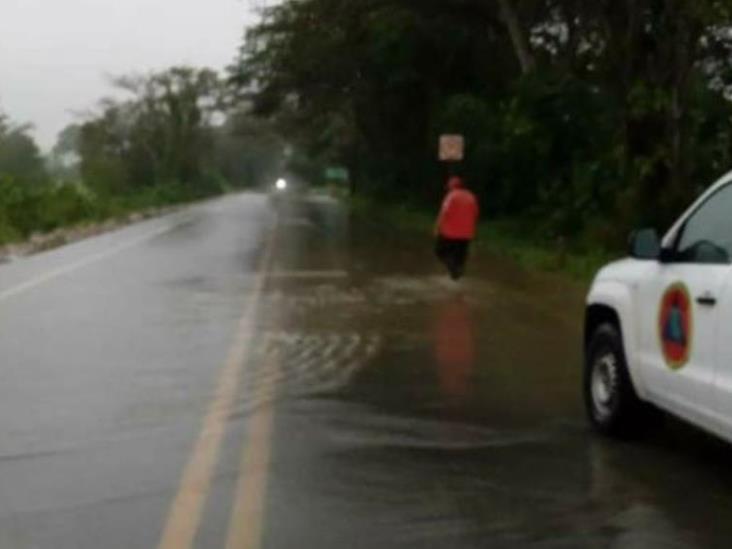 Se forma vado en la Villahermosa-Teapa Se forma vado en la Villahermosa-Teapa
