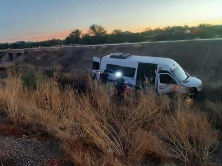 Camioneta del IMSS se accidenta con 19 pacientes en Sonora Camioneta del IMSS se accidenta con 19 pacientes en Sonora