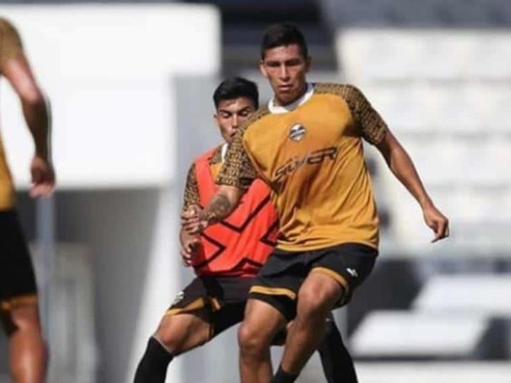 El tabasqueño Luis Dinamita Tosca volverá a las canchas en este 2022 con Cafetaleros de Chiapas en la Segunda División El tabasqueño Luis Dinamita Tosca volverá a las canchas en este 2022 con Cafetaleros de Chiapas en la Segunda División