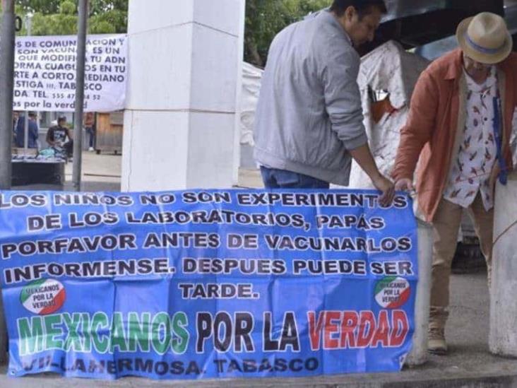 Se manifiestan antivacunas Se manifiestan antivacunas