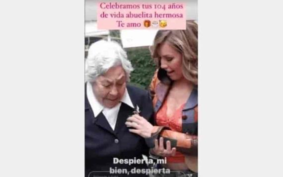 Thalía celebra 104 años de su abuela Eva Mange