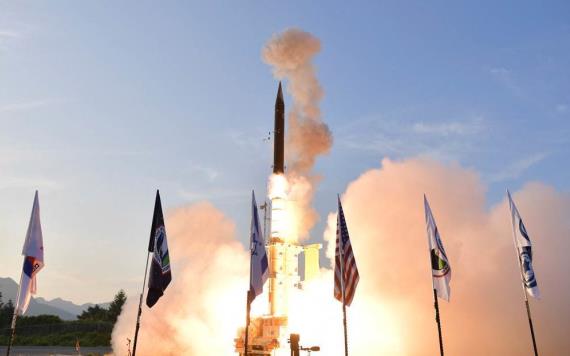 Israel prueba con éxito avanzado sistema antimisiles