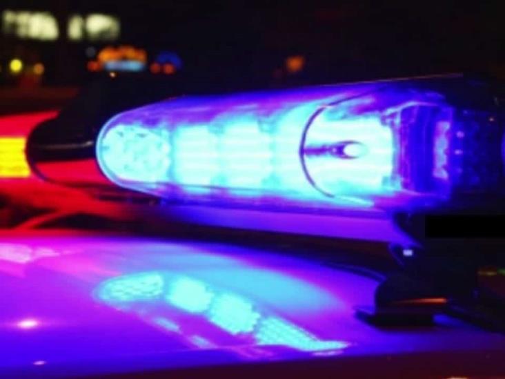 Conductores desnudan y golpean a presunto ladrón en Bogotá Conductores desnudan y golpean a presunto ladrón en Bogotá