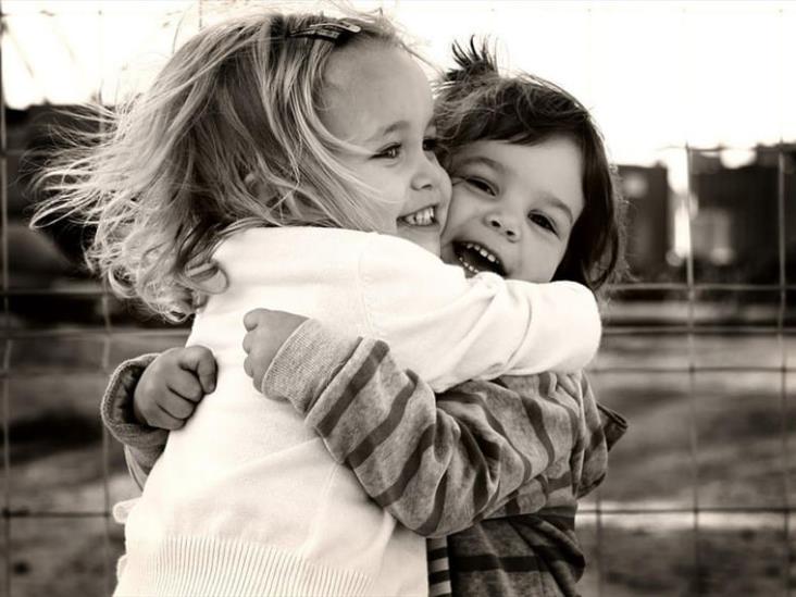 Hoy se celebra el día internacional del abrazo Hoy se celebra el día internacional del abrazo