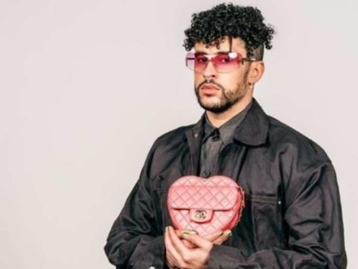 Bad Bunny posa con bolsas para Vogue Bad Bunny posa con bolsas para Vogue