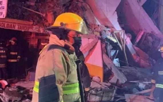 Fuerte explosión por acumulación de gas LP derrumba edificio en Puebla