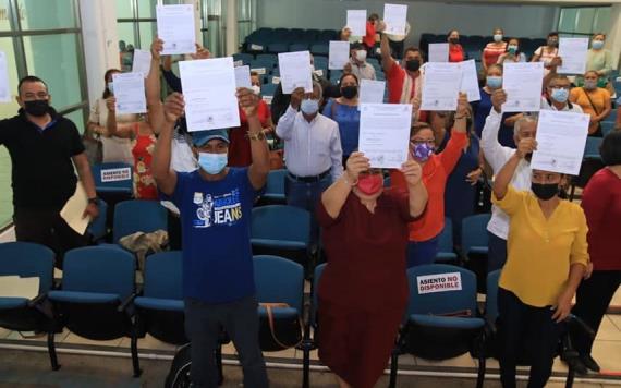 Toma alcalde de Comalcalco protesta a delegados electos