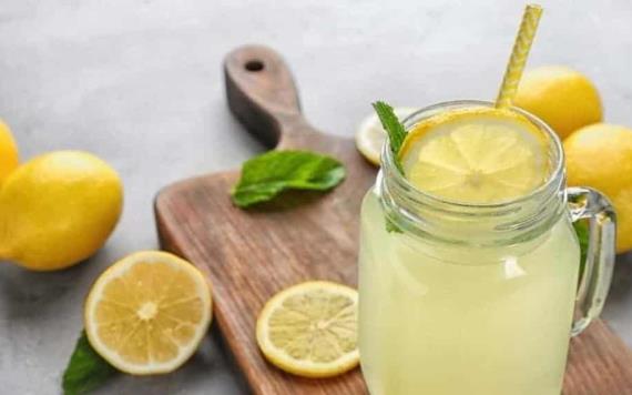 Conoce los diferentes beneficios de tomar agua de limón por la mañana y por la noche