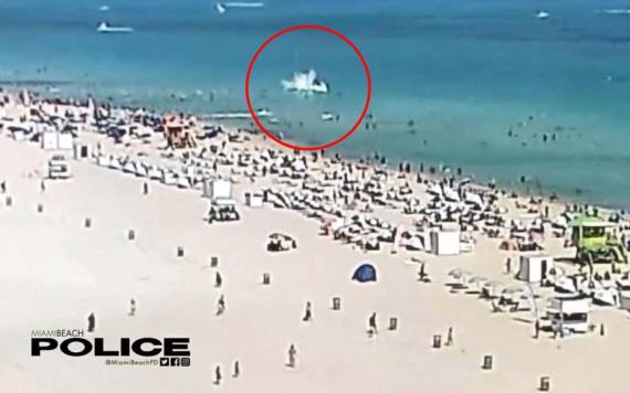 Helicóptero se estrelló en playa de Miami Beach