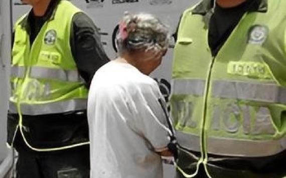 Detención de abuelita genera debate en redes; fue detenida por robar arroz en Colombia