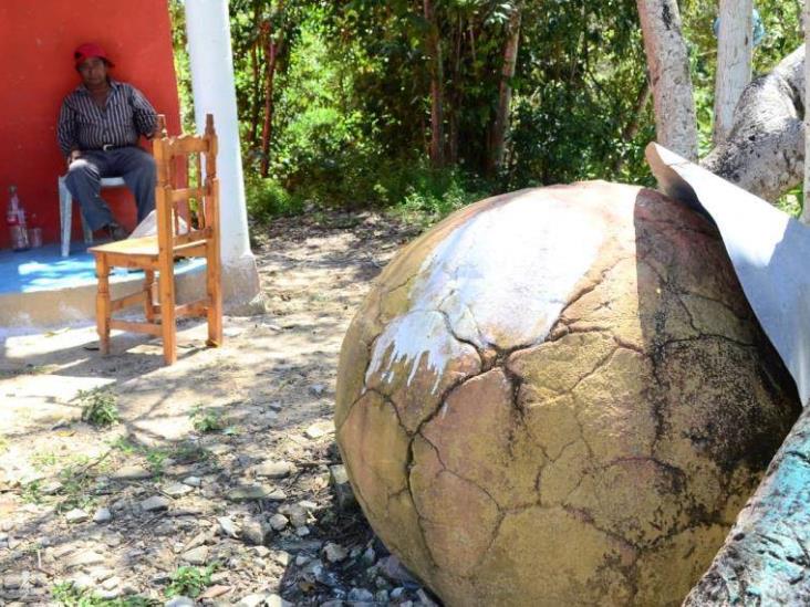 Don Pastor Ramos de la Cruz, fue testigo del hallazgo de dos monolitos en Villa Tamulté de las Sabanas Don Pastor Ramos de la Cruz, fue testigo del hallazgo de dos monolitos en Villa Tamulté de las Sabanas