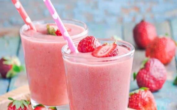 Receta de smoothie de cacao y fresas: prueba esta saludable y refrescante bebida