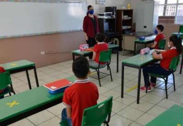 En Jonuta docentes rechazan que se cierren escuelas de Tiempo Completo